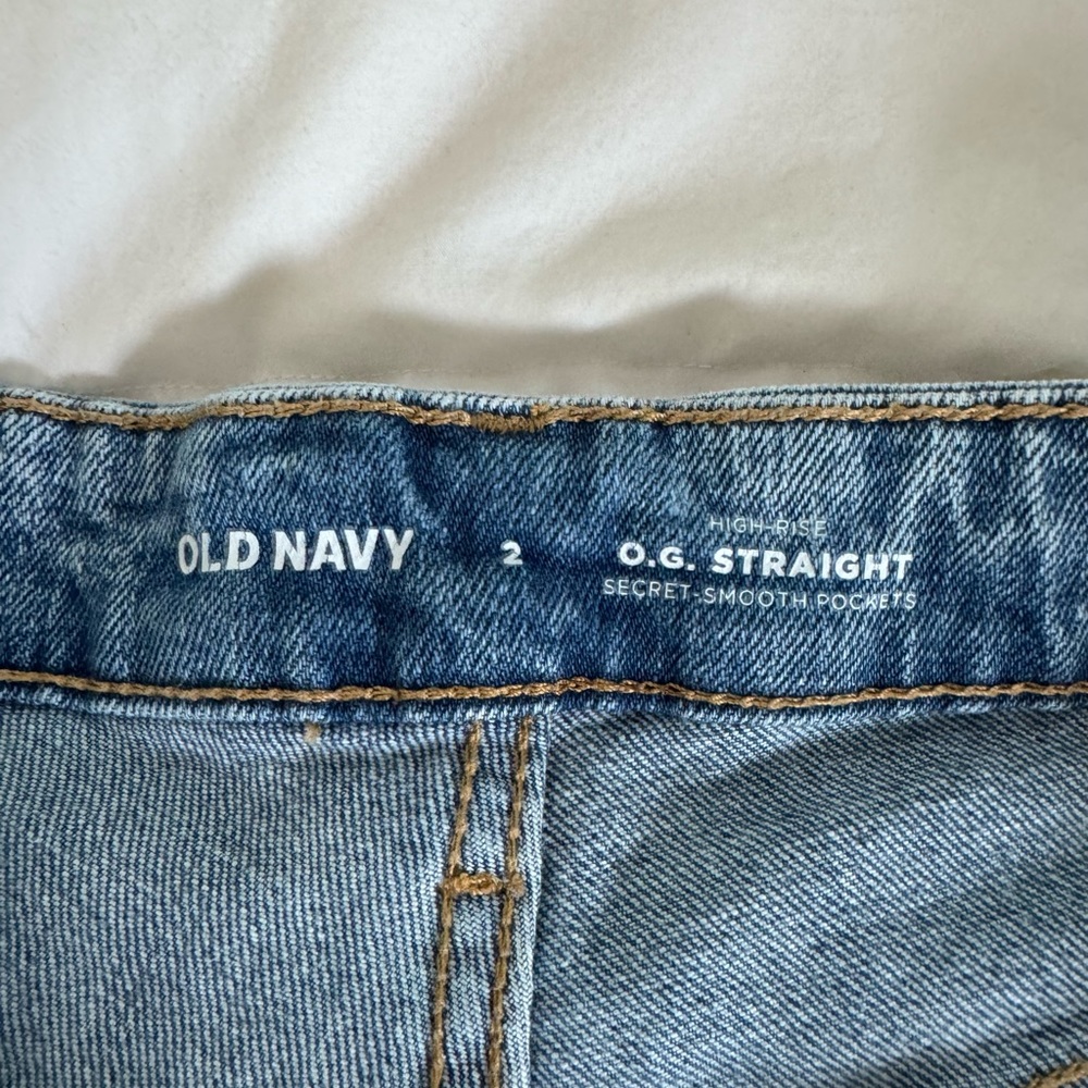 Old Navy • O.G. Straight High Rise Jean Shorts Size 2 - Picture 3 of 3